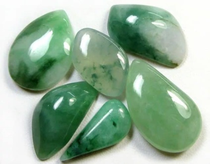 Ce proprietati magice are piatra jadeita?