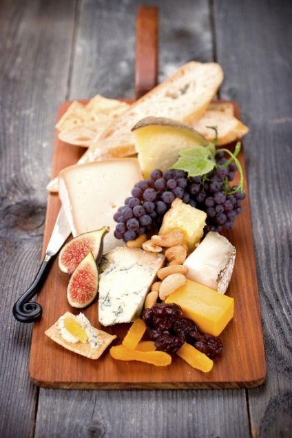 Cum să alegeți o plăcuță de brânză