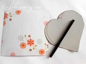 Cum să faci o hârtie de Valentine într-o tehnică de quilling