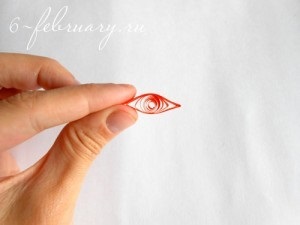 Cum să faci o hârtie de Valentine într-o tehnică de quilling
