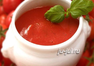 Ketchup „Signor Paradicsom” előkészíti ízletes