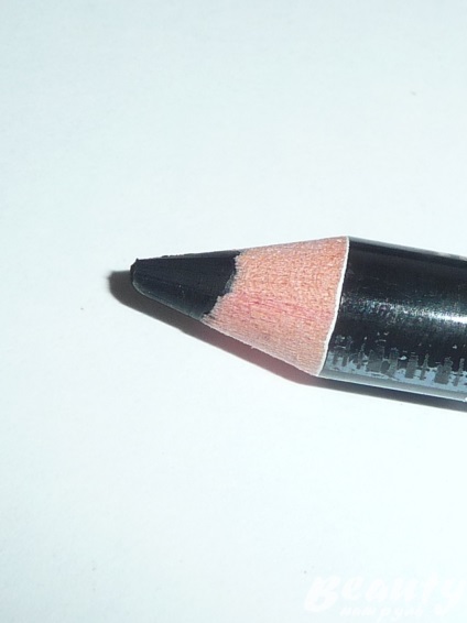 Cât de bun este creionul de ochi Givenchy magic kohl umbra 01 negru afla pe site-ul nostru!