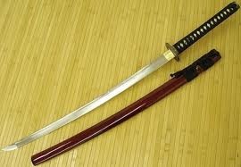 Arma samuraiului modern, sabia katana din aliaj modern și minte