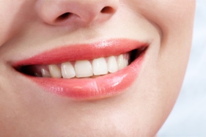 Caracteristicile protetice ale dinților, sfaturile femeilor testate de ani de zile