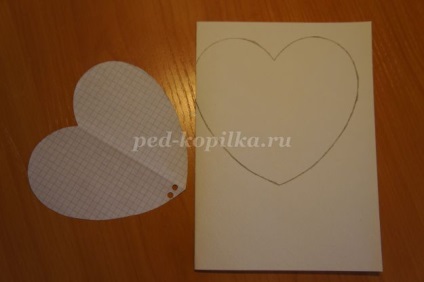 Carte poștală de Valentine în quilling cu mâinile proprii