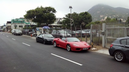 Trasee de drumeții prin Hong Kong prin munți până la plajele unui golf cu valuri mari și în China, în fotografii