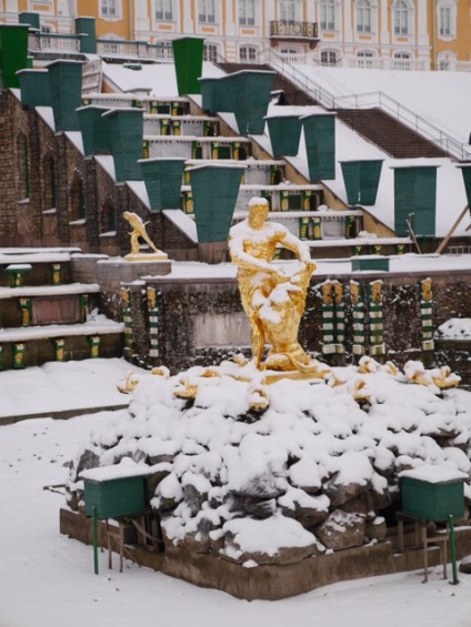 Fântâni Peterhof, parcuri și alte atracții, totul despre călătorie