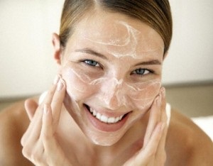 Reguli pentru utilizarea scrubului facial