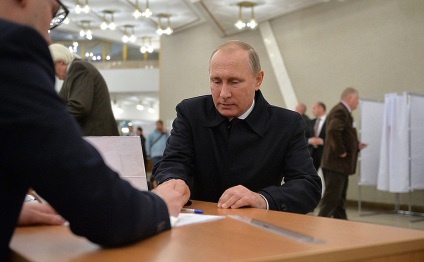 Putin și Medvedeva au votat în alegeri într-o dispoziție diferită - politică, Rusia