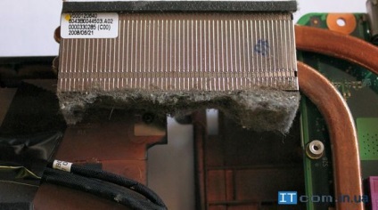 Dezasamblarea laptopului toshiba a300 și curățarea răcirii