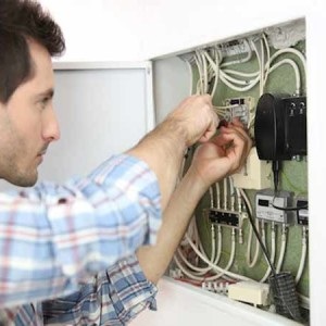 Repararea cablului electric, electrician 43