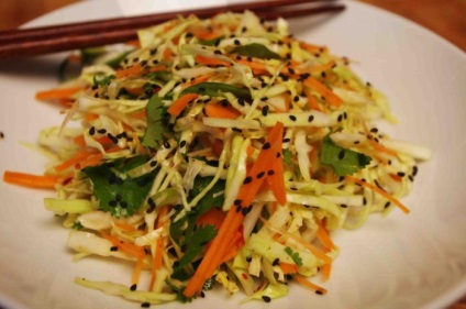 Reteta pentru salata de varza in coreeana (foto)