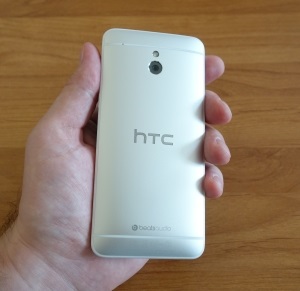 Htc un mini smartphone