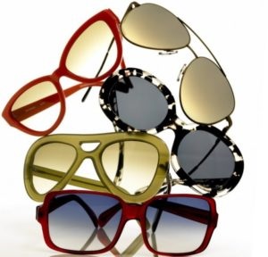 Слънчеви очила използват вреда да изберете правилния пластмасова чаша