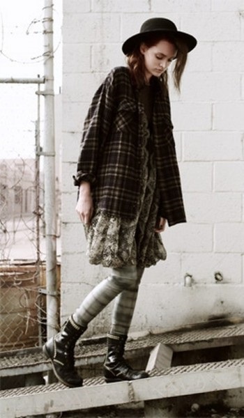 Grunge stílusú ruházat (55 fotó), a divat ruha