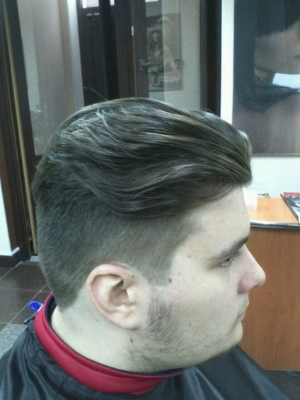 Haircutting Hitler Fotografie de tineret și video despre tehnica acestei coafuri