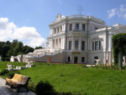 Manor din Baryatinsky, Marino