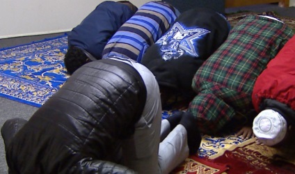 Autoritățile au sprijinit Namaz la locul de muncă