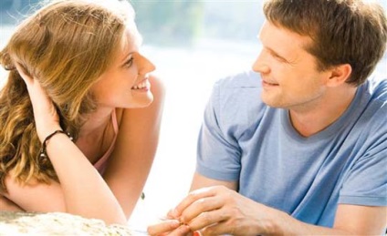 Trucuri feminine în comunicarea cu bărbații pentru a-și susține atenția și dragostea