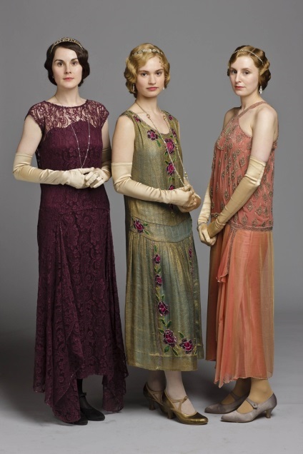 80 Foto de Mary (Michelle Dockery) în drama Downton Abbey