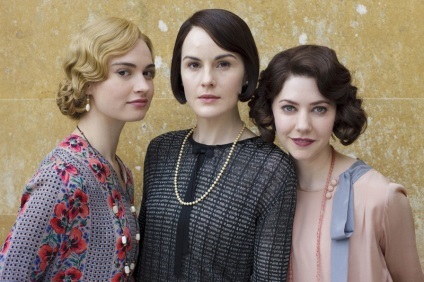 80 Foto de Mary (Michelle Dockery) în drama Downton Abbey