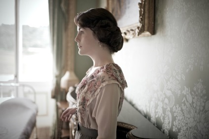 80 Foto de Mary (Michelle Dockery) în drama Downton Abbey