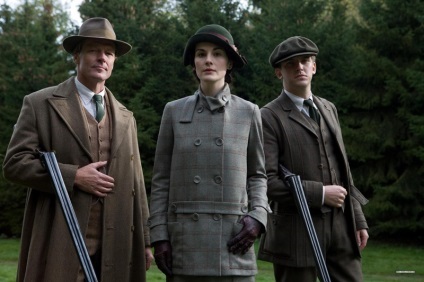 80 Foto de Mary (Michelle Dockery) în drama Downton Abbey