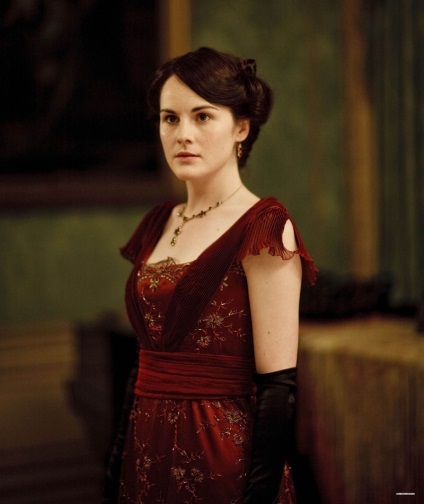 80 Foto de Mary (Michelle Dockery) în drama Downton Abbey