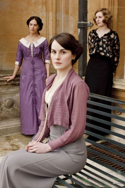 80 Foto de Mary (Michelle Dockery) în drama Downton Abbey