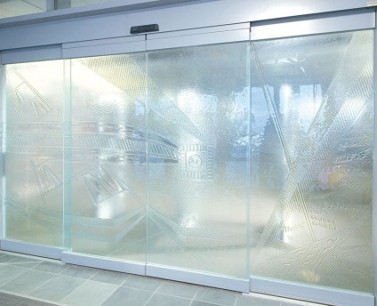 Uși automate, comandă de fabricare și instalare de uși de sticlă automată la Moscova