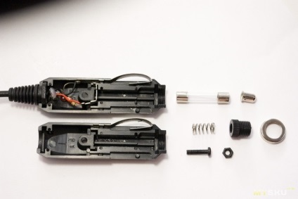 Adaptor adaptor auto pentru walkie-talkie baofeng uv-5r
