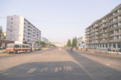 Parcul auto din Coreea de Nord vă vede din interior