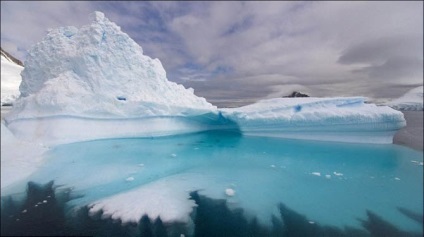 Iceberg-urile sunt reci și misterioase