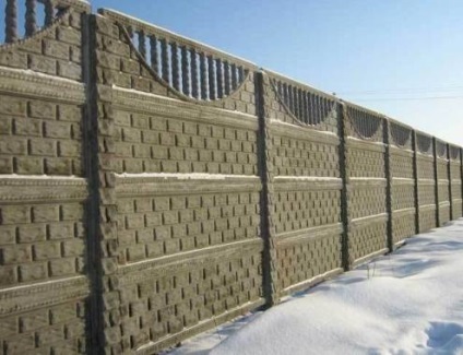 Garduri de beton - fabricarea și instalarea de mâini proprii, opțiuni foto