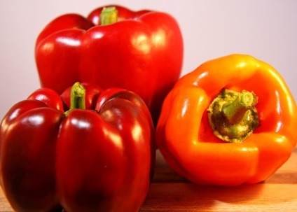 Pepperul bulgar - cum să profitați la maximum de utilizarea unei legume parfumate
