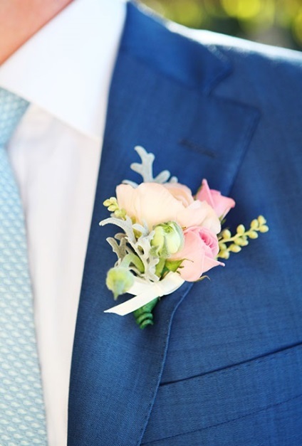 Boutonniere de flori pentru mirele din rubrica boutonniere - nunta despre nunta!