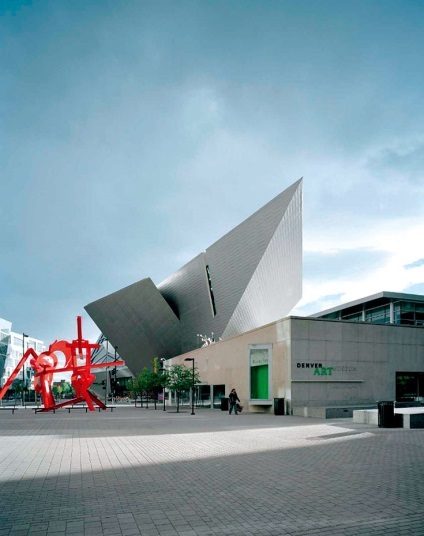 Daniel Libeskind indignat de liniste, design de lux