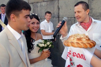 Nunți europene și sărbători ruse în limba engleză în Rusia, Anul Nou