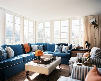 Kék kanapé a belső tér, a harmónia, bonamoda