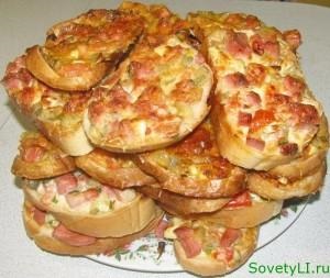 Hot sandwich-uri sau pizza pe o pâine, sovetyli