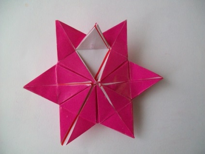 Făcând o fulg de zăpadă origami