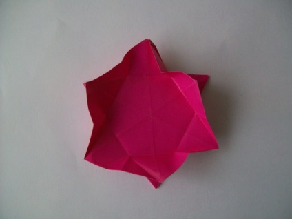 Făcând o fulg de zăpadă origami