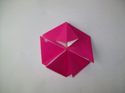 Făcând o fulg de zăpadă origami