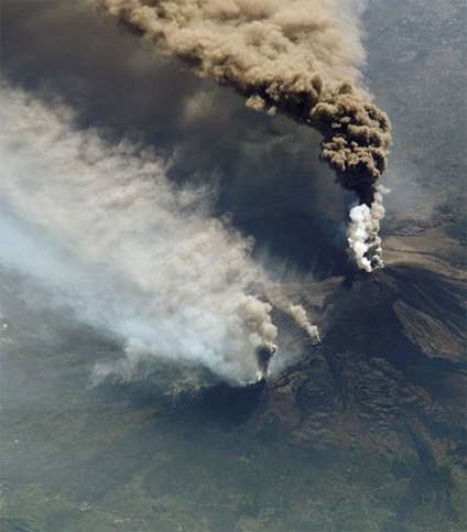 Erupția vulcanului etnică - toată distracția!