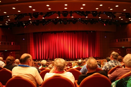 Cum să cumpărați bilete de teatru ieftine - Locuri de joacă - Teatru