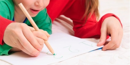 Cum să înveți un copil să scrie - sfaturi pentru părinți