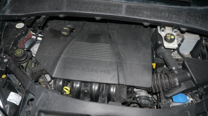 Cum să scoateți bateria de la ford s-max