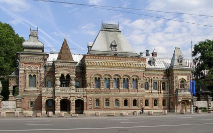 Кирилиця, найзнаменитіші московські терема