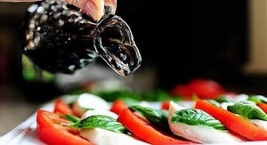 Reteta clasica pentru salata de caprese italiana