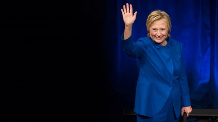 Clinton a apărut pentru prima oară în public după înfrângere